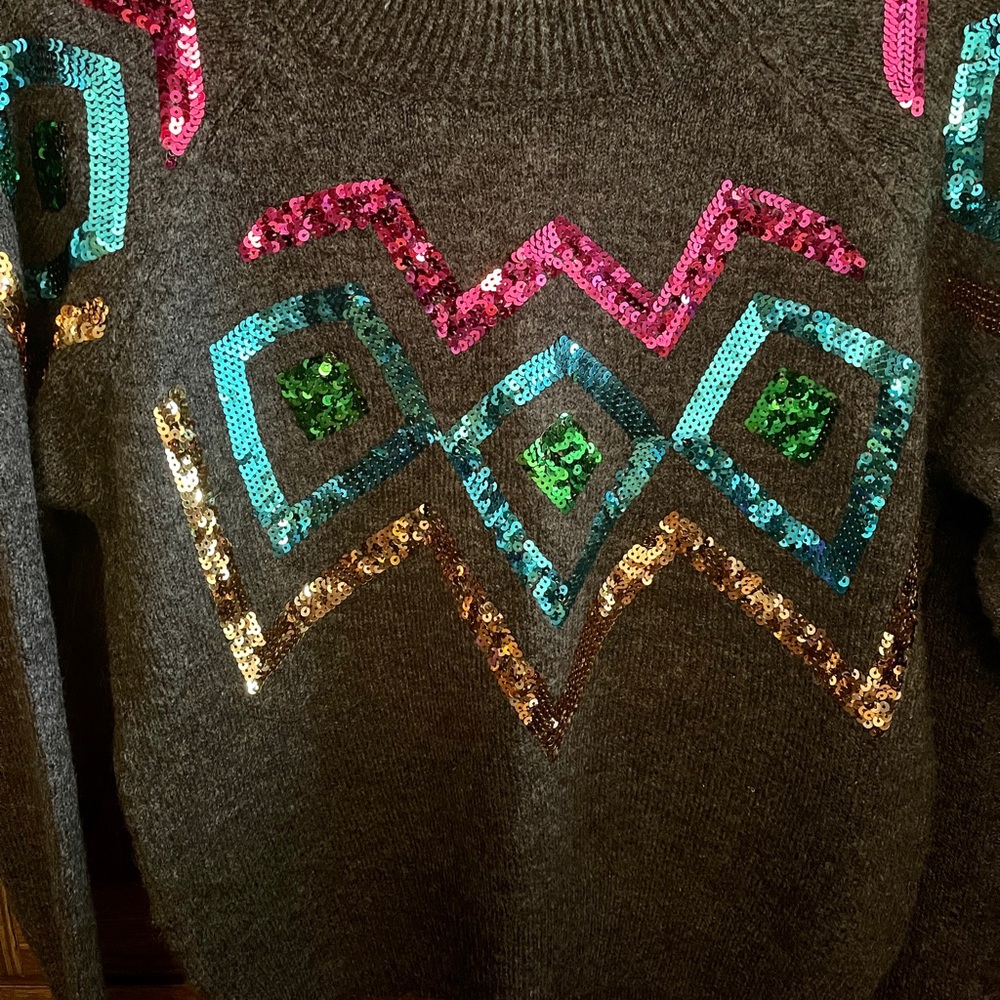 NWT Colorful Geometric Sequin Sweater - Picture 5 of 9